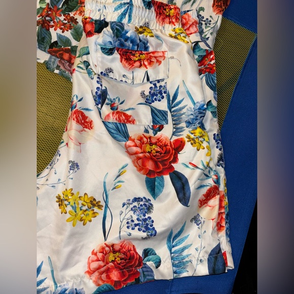 Men’s Floral Summer 2 Piece Set - Picture 3 of 6